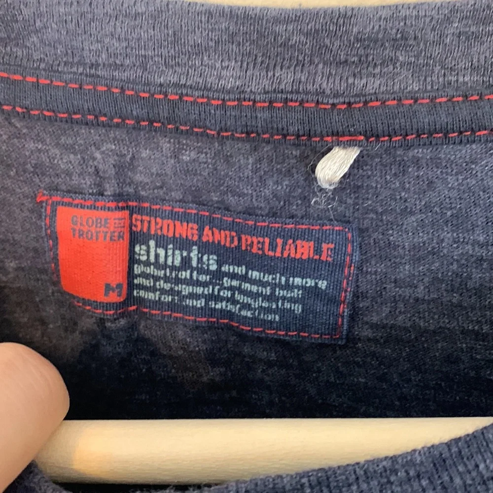 Globe Trotter Gray T Shirt Size Medium